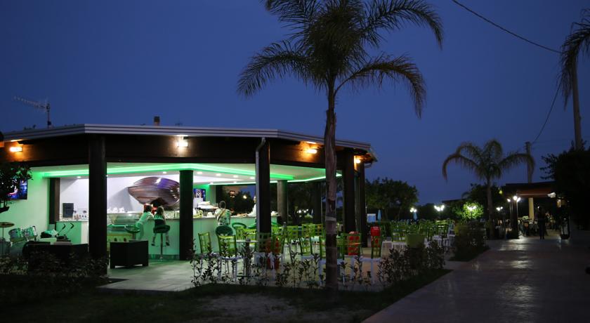 Hotel ad Aquilia con Lounge bar