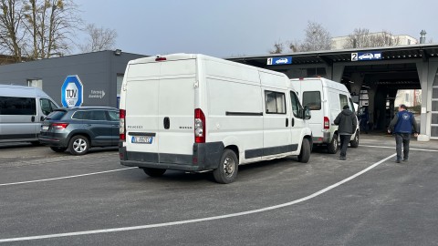 Modifiche Da Furgone A Camper Con Requisiti Minimi