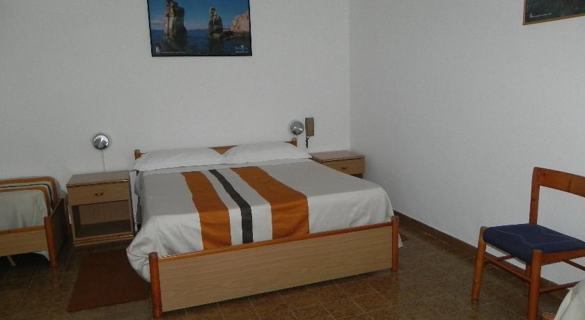 Hotel Calasetta Cagliari con camere vista mare