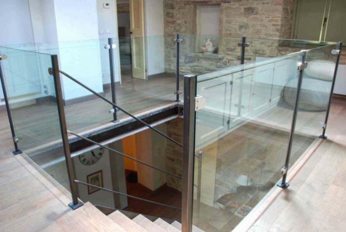 s1-10 parapetto ferro e vetro