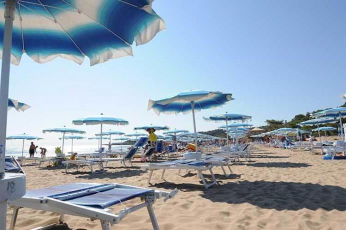 Spiaggia attrezzata Villaggio sul Gargano 