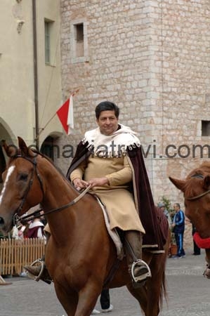 Man on a horse during the corteo