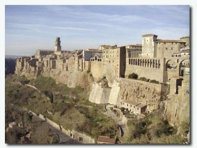 Scegli tra Albergo di Lusso e B&B economico