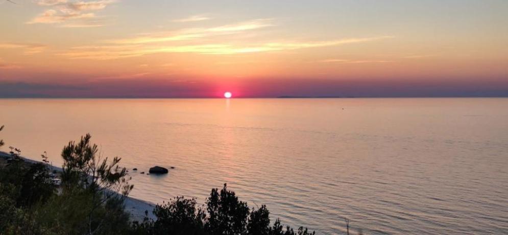 vista tramonto camere con terrazzino Villagio Rodi-Garganico 