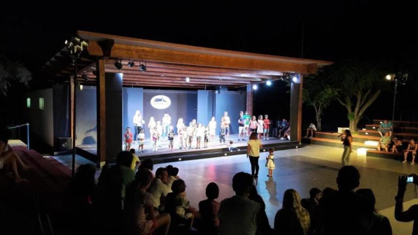 Villaggio con animazione per adulti e bambini