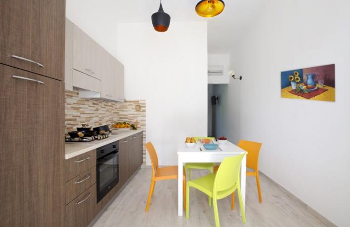 Appartamento-vacanze Romantic cucina e soggiorno San-Vito-lo-Capo