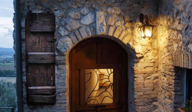 Appartamento-Clara con Ingresso Indipendente Borgo-sul-Clitunno Umbria 