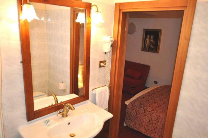 Bagno privato in Hotel ad Ostia 3 stelle 