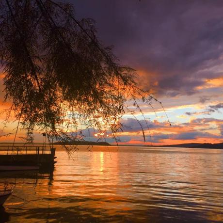 Hotel con Vista Lago: Tramonto Romantico