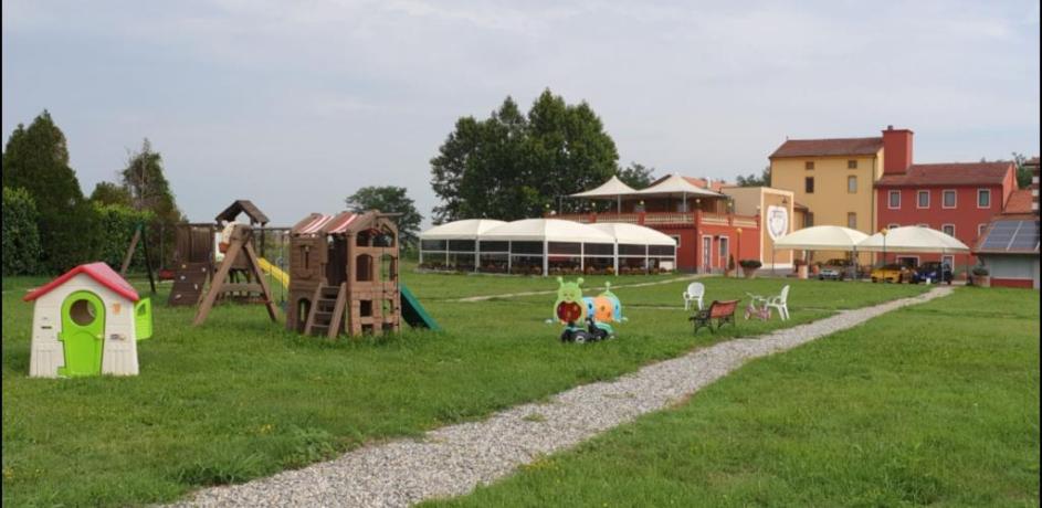 Parco per bambini vicino a Vercelli 