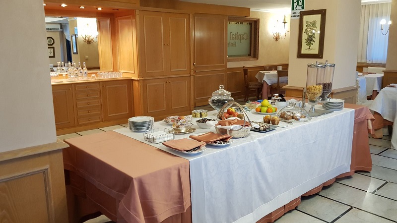 Hotel 4 stelle vicino Salerno, colazione a buffet