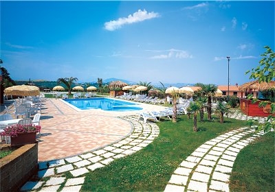 hotel con piscina san benedetto del tronto