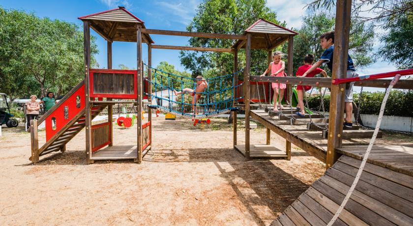 Residence vicino Crotone con Area giochi Miniclub