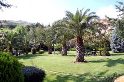 Hotel a Durazzano con ampio giardino 