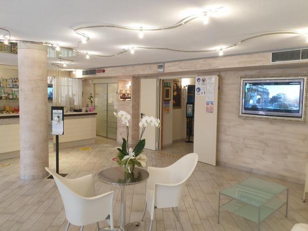 Hotel 3 stelle a Cervia con biglietti Mirabilandia