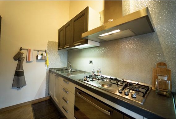 Cucina Suite Gattuso con Forno e Frigo-Americano