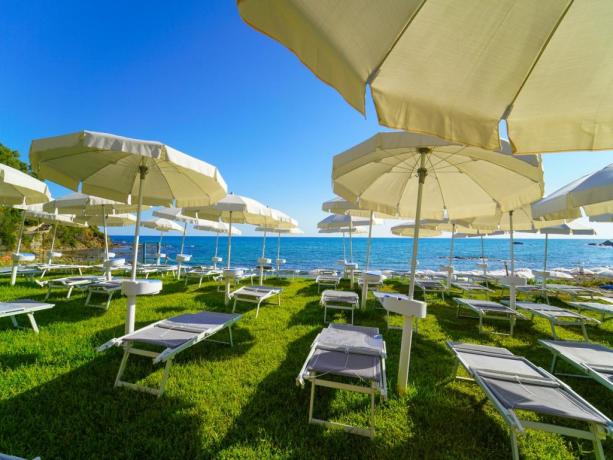 Villaggio con Spiaggia Privata vicino Palermo