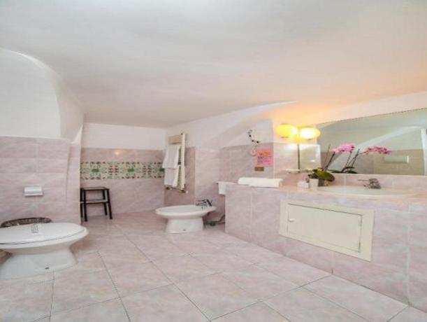 Bagno privato in Marmo in Hotel 4stelle