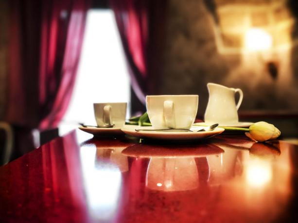 Colazione in albergo con ristorante e centro benessere 