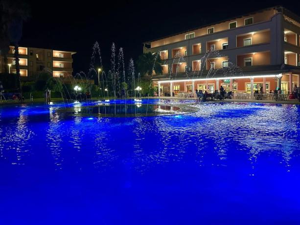 Villaggio Crotone by night