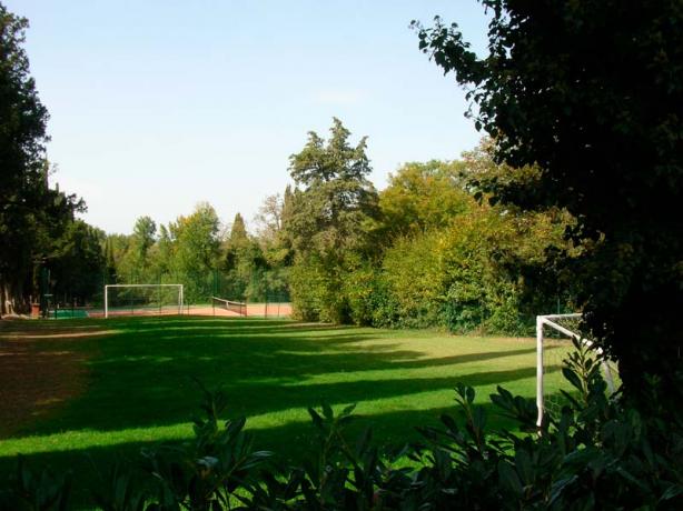Villa con campo da calcio Città di Castello