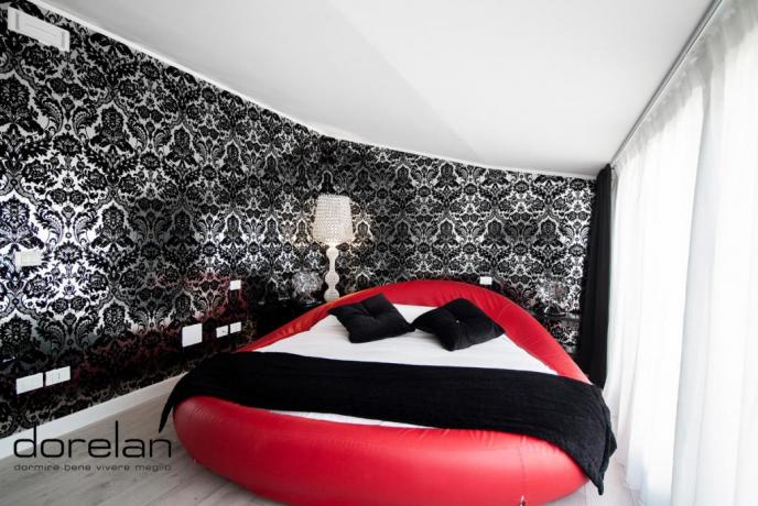 jr suite letto tondo + caminetto bioetanolo