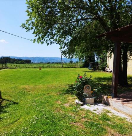 Giardino recintato Agriturismo con attrezzi a Bastia