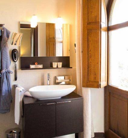 Bagno camera classic set cortesia hotel a Perugia
