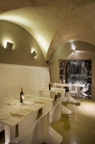 Ristorante Hotel a Montefalco con arredi moderni