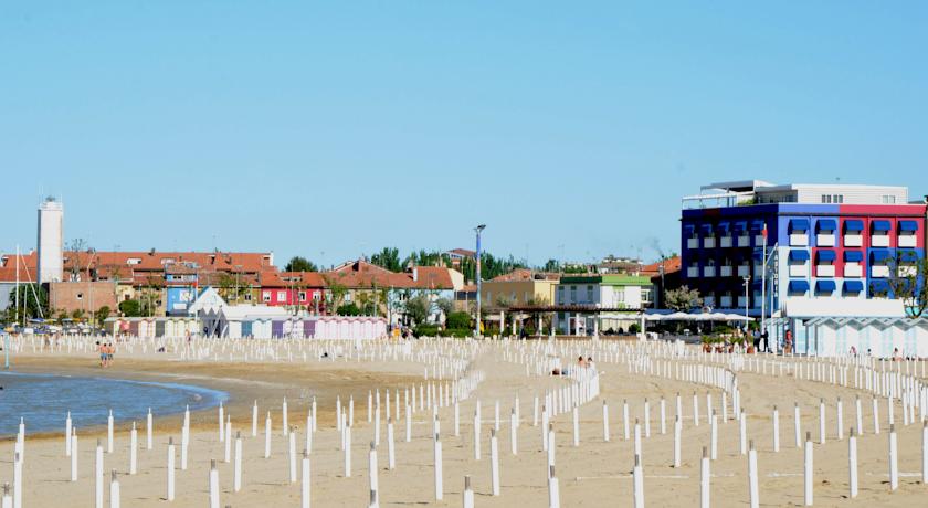 Hotel direttamente sul lungomare di Fano