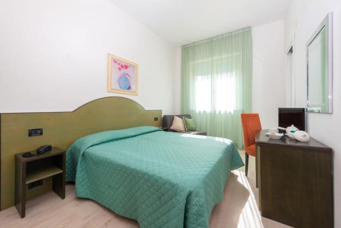 Hotel 3 stelle a pochi passi dal mare in Versilia a Lido di Camaiore centro