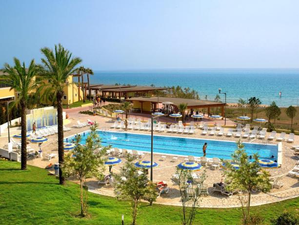 Piscina ideale per Nuotare in Hotel 4 stelle 