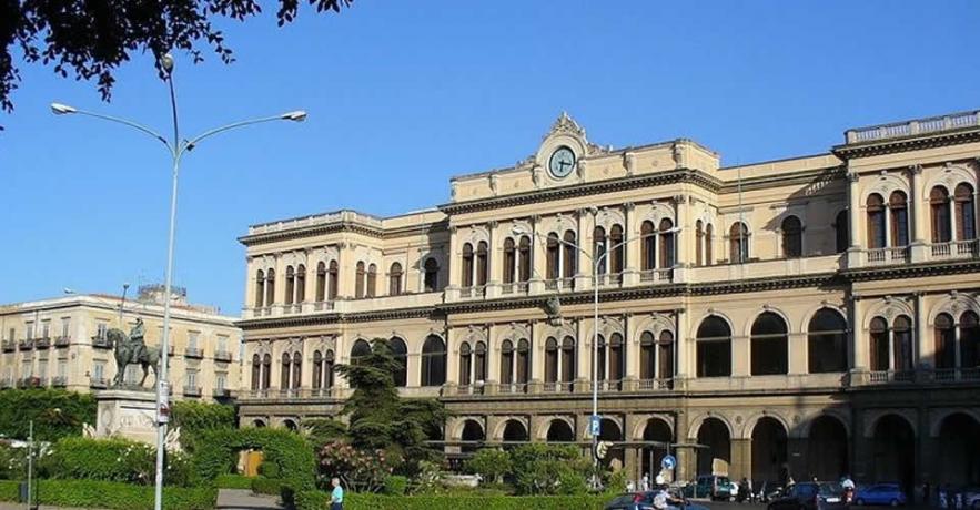 Albergo in centro a Palermo vicino stazione treni