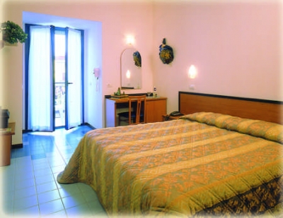 Hotel per famiglie a 2 passi dall'Italia in Miniat
