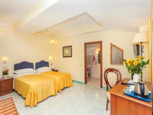 Camera da letto doppia in Antica Residenza