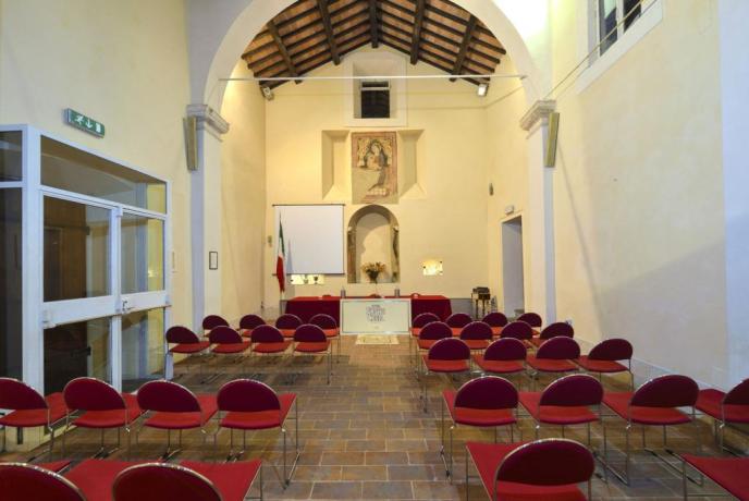Sala conferenze attrezzata hotel a Todi 