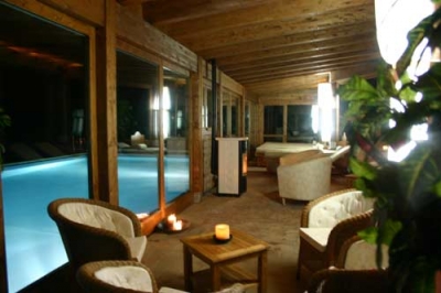 Zona Relax by night
