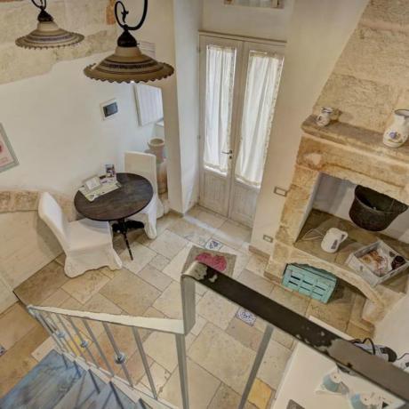 Appartamenti B&B con soggiorno e camino a Polignano