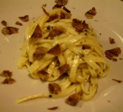 Ristorazione tipica tagliolini al tartufo 