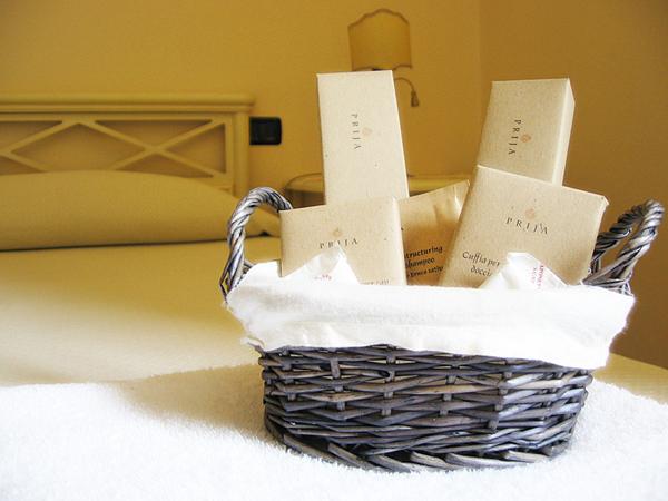 Camere con Bagno e Prima Colazione a Napoli