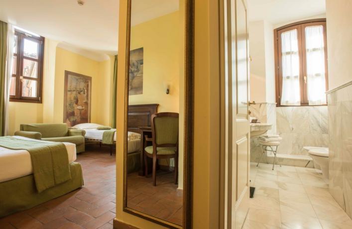 Camera familiare con vista sul borgo di Verucchio