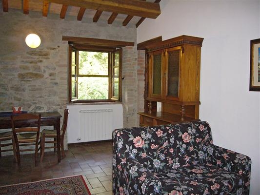 Appartamento Leccino con soggiorno a Corciano-Perugia