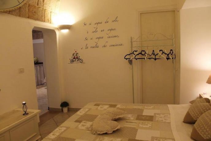 Camera matrimoniale 4posti letto armadio Polignano-a-Mare