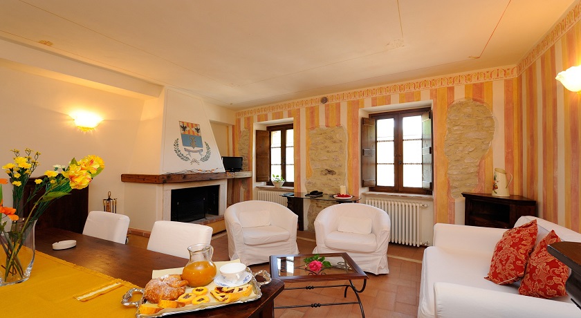 Bruschino Senior Suite 2+2, sala e cucina