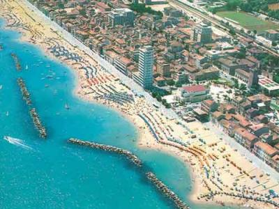 Find Accommodation along the coast in Italy