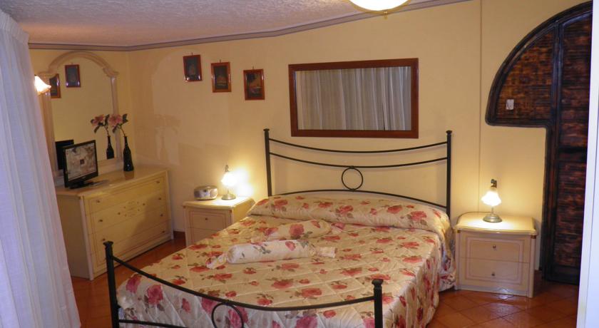 Camere con Giardino a Nicolosi ai piedi dell'Etna