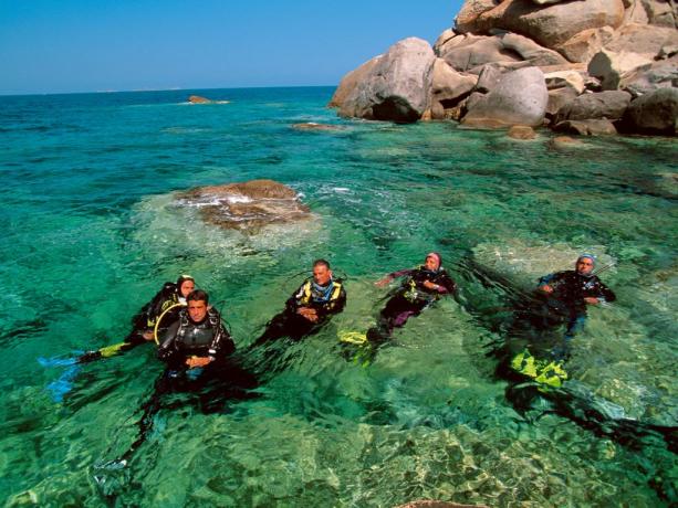 CALASERENA Corsi di immersioni nel Mar Mediterraneo 