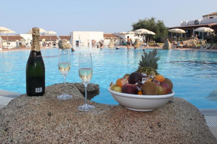 Piscina Resort per adulti e bambini ad Orosei