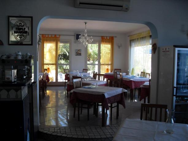 Hotel con ristorante interno a Campofilone 