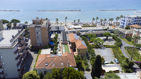 Fronte Mare Hotel delle Rose 